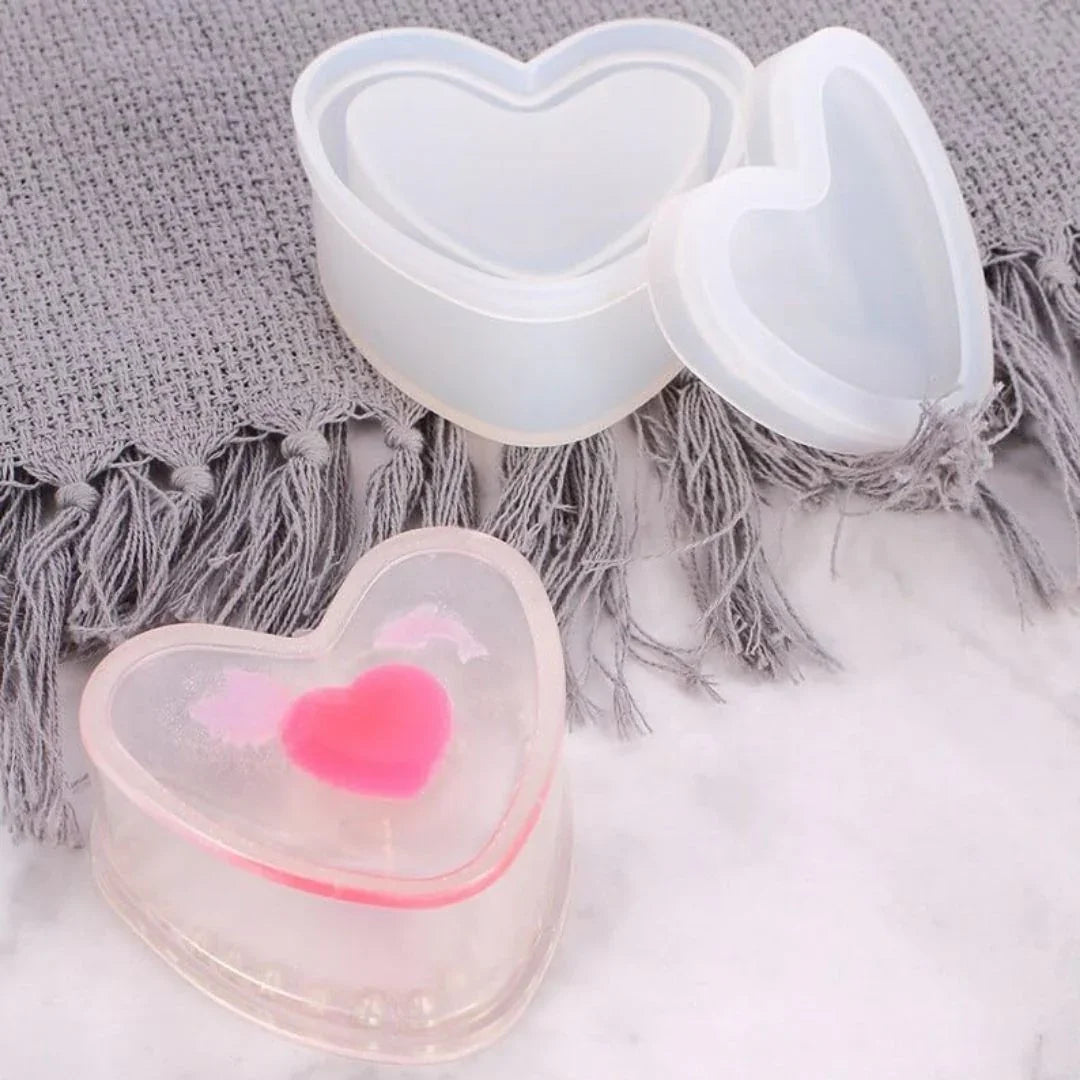 Rm33C Silicon Mold Gift Box Heart