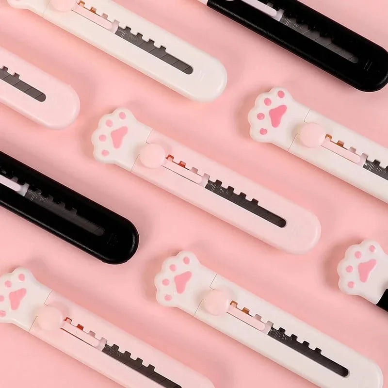 Kawaii Paw cutter l Pack of 1 cutter l Paper cutter