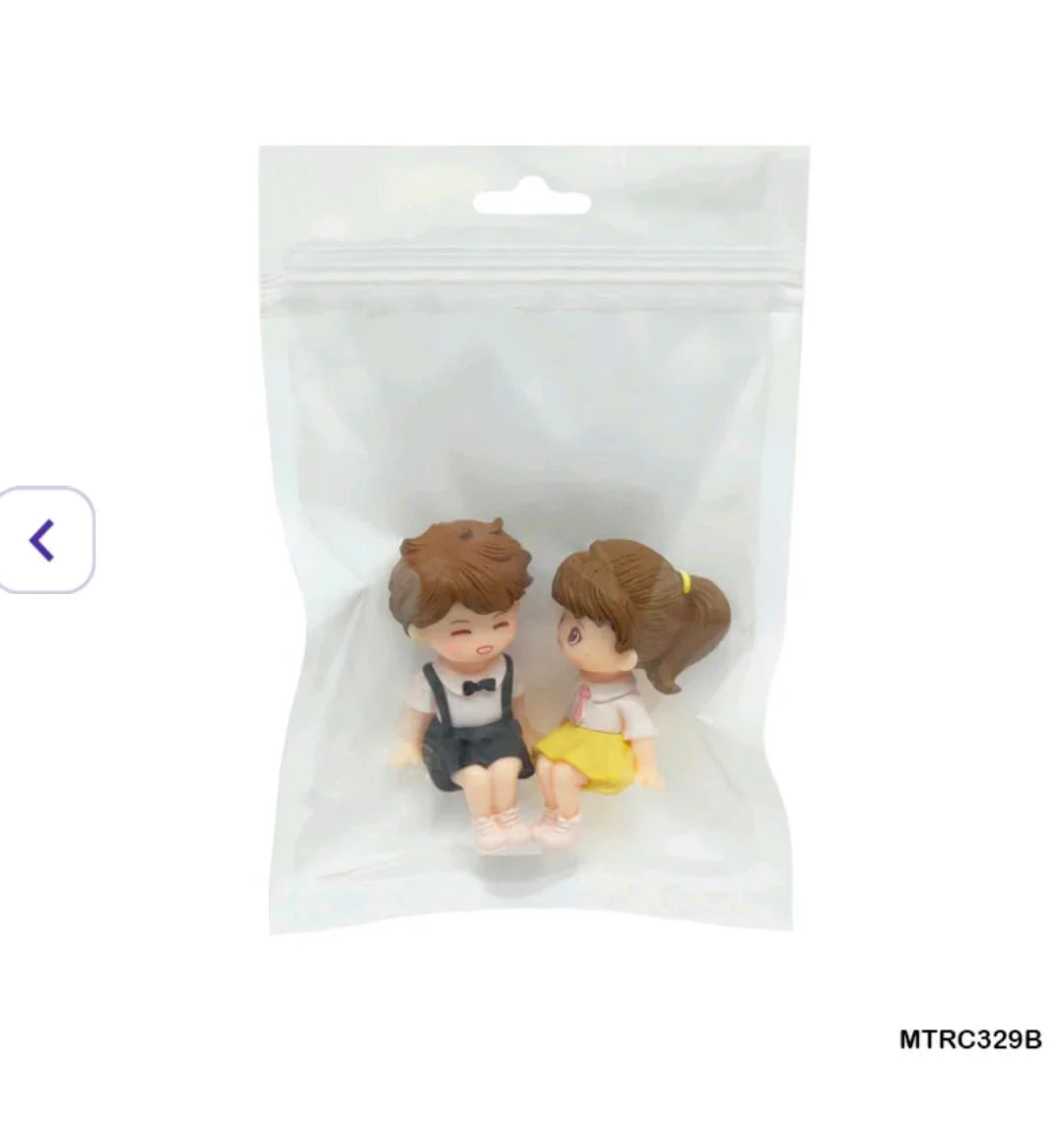 Miniature Model Mtrc329B 1 Set Of Couple Without Stool