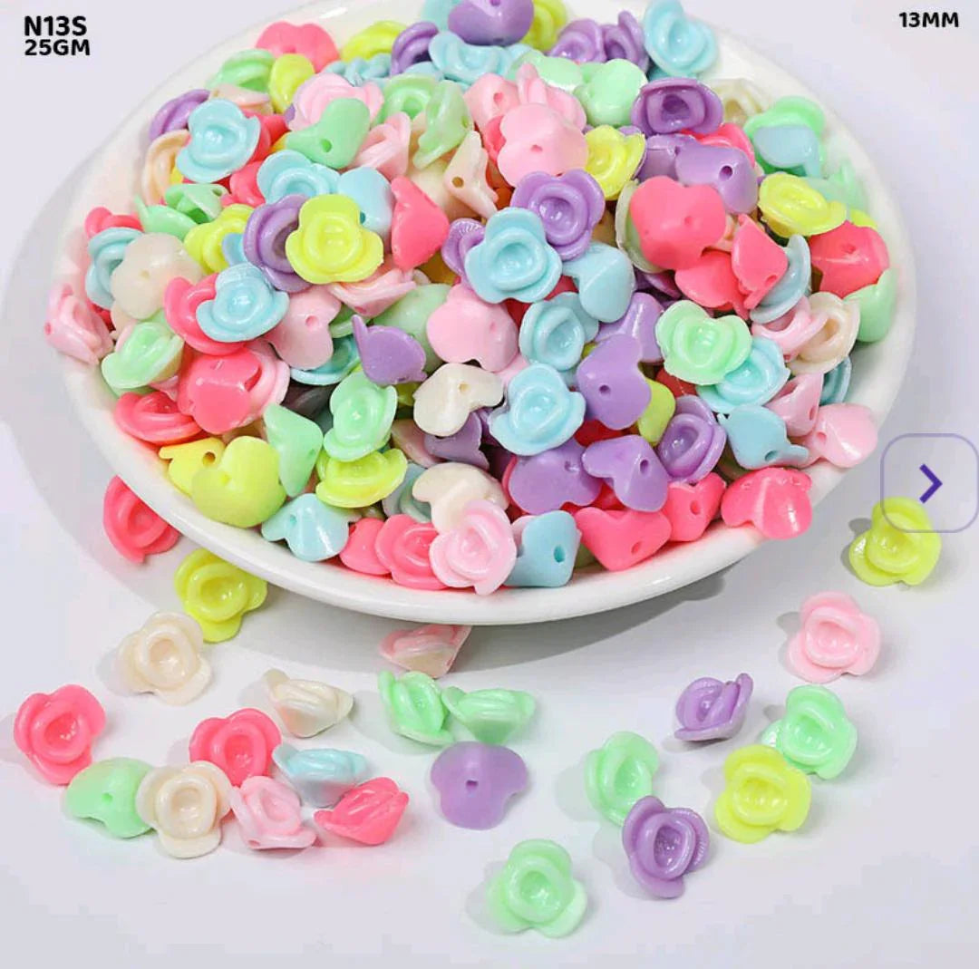N13S Craft Beads Plastic 25Gm