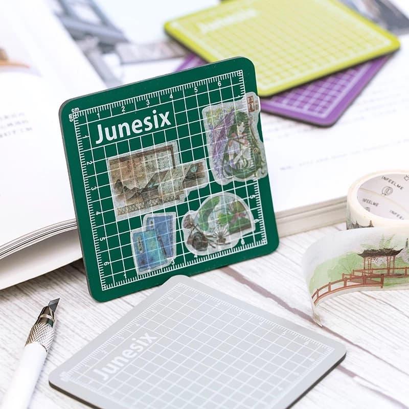 ( ) Cute Miniature Model Cutting mat l Pack of 1 l 6 cm x 6 cm