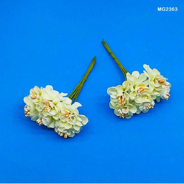Mg236-3 Cloth Flower 72Pc White