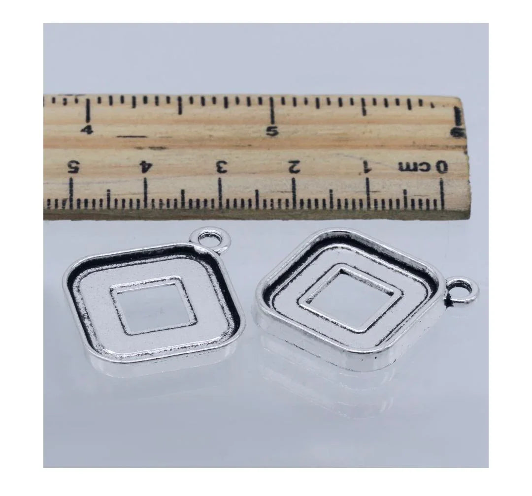 Metal Craft Fitting 2 Pics Sqaure MC-1382