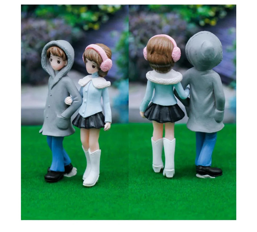 Miniature Model Couple Set Greay&Blue C0163-1 To 2 C0163-1-2