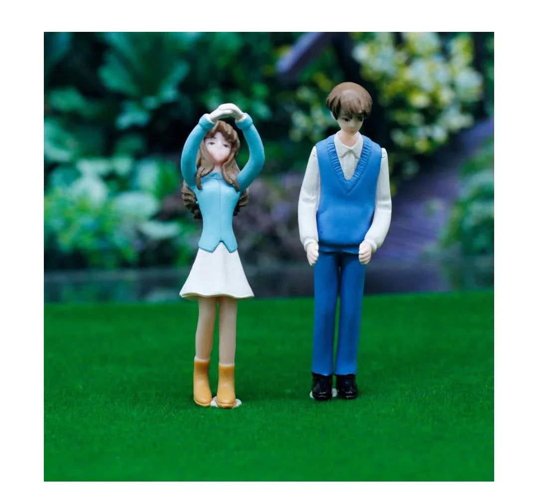 Miniature Model Couple Set Blue&White C0871-1 To 2 C0871-1-2