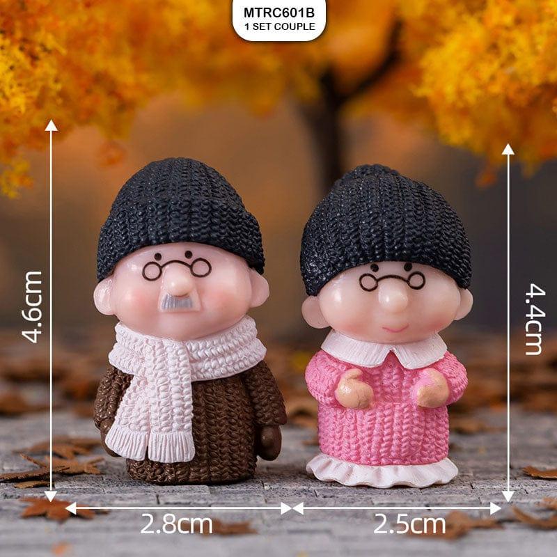 MG Traders Miniature Miniature Model Mtr601B (1 Set Couple)