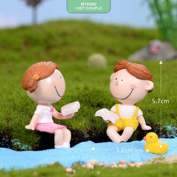 MG Traders Miniature Miniature Model Mtrc392 1Set Couple